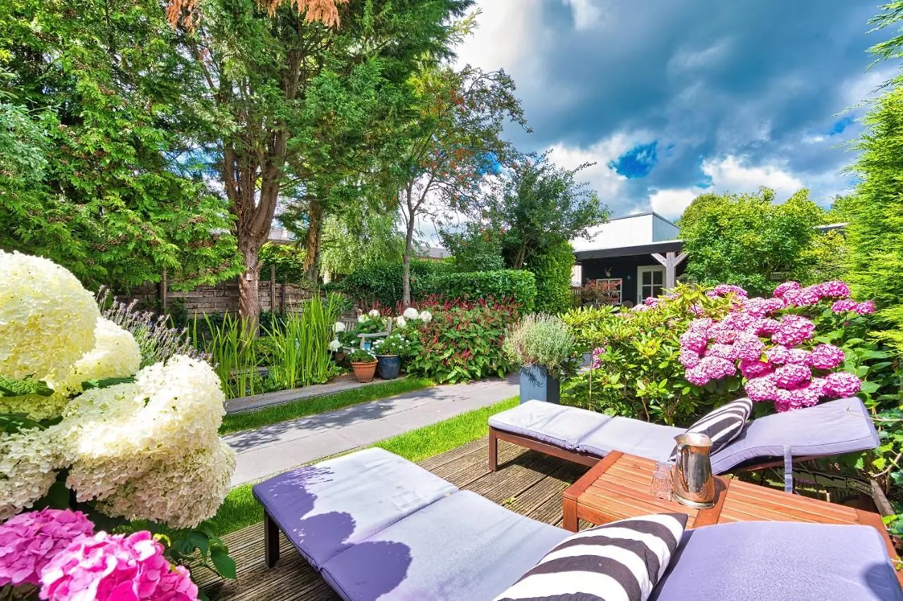 B&B Hoofddorp Bed & Breakfast
